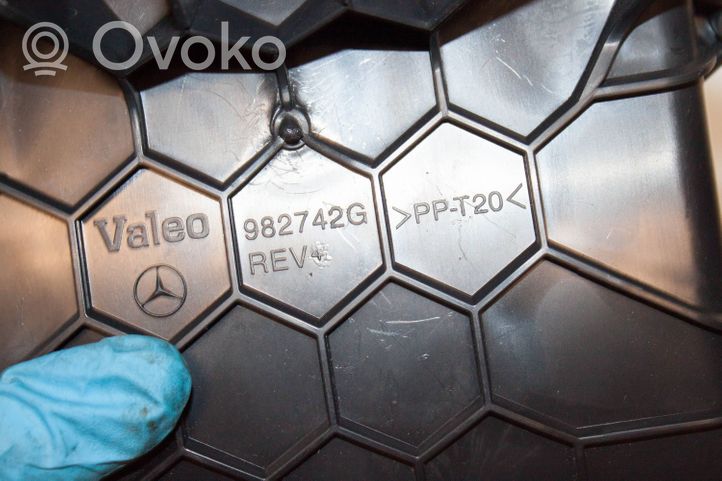 Mercedes-Benz R W251 Ohjaamon sisäilman ilmakanava 982743X