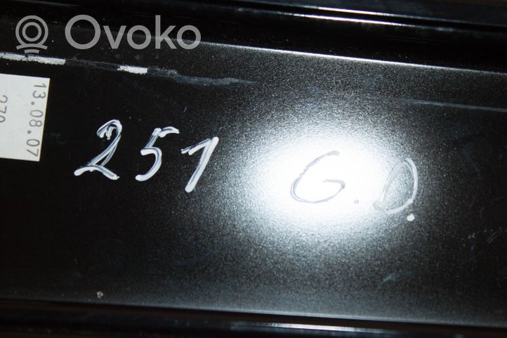 Mercedes-Benz R W251 Listwa drzwi tylnych A2516901689