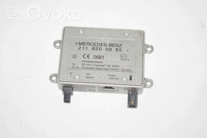 Mercedes-Benz R W251 Amplificateur d'antenne 2118200885