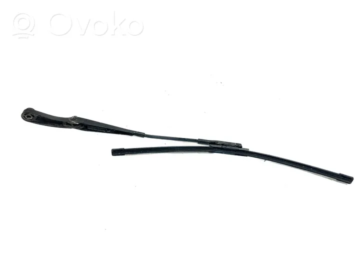 Mercedes-Benz SLK R171 Front wiper blade arm A1718200640