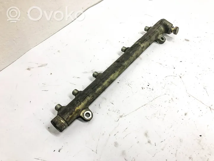 Mercedes-Benz C W203 Fuel main line pipe A6110700395