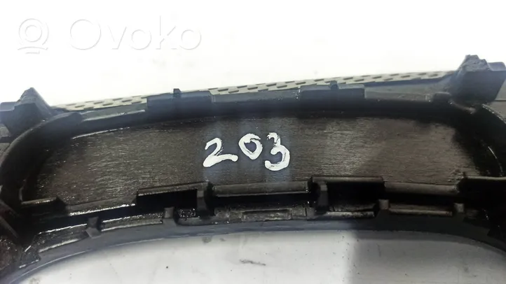 Mercedes-Benz C W203 Rivestimento in plastica cornice della leva del cambio A2036802239