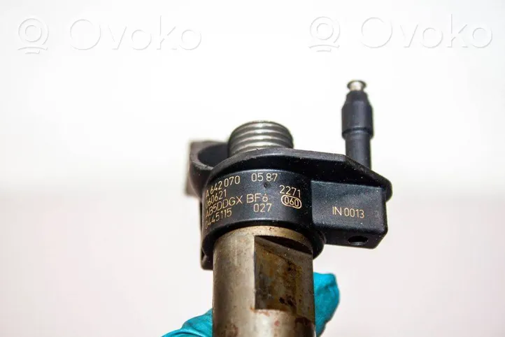 Mercedes-Benz E W211 Injecteur de carburant A6420700587