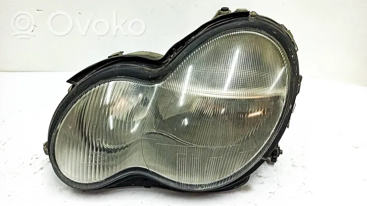 Mercedes-Benz C W203 Lampa przednia 1305235663