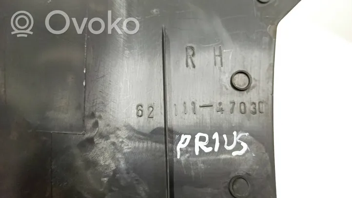 Toyota Prius (XW20) Muu kynnyksen/pilarin verhoiluelementti 6211147030