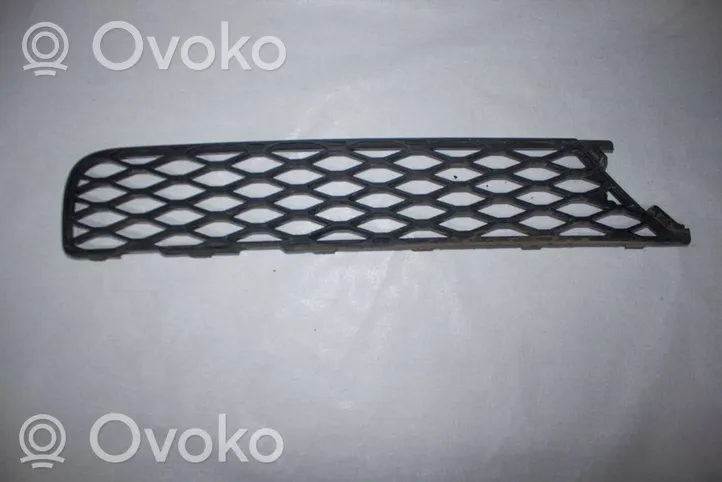 Mercedes-Benz R W251 Grille inférieure de pare-chocs avant A2518850253