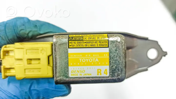 Toyota Prius (XW20) Sensore d’urto/d'impatto apertura airbag 8983347030