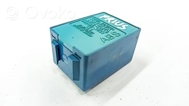 Toyota Prius (XW20) Window wiper relay 8594047010