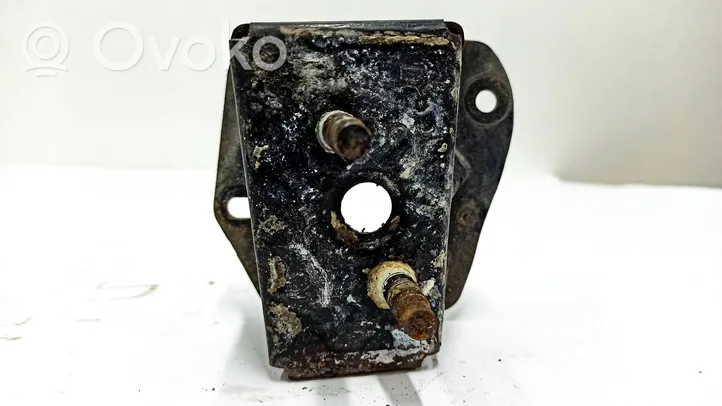 Toyota Prius (XW20) Gearbox mounting bracket 