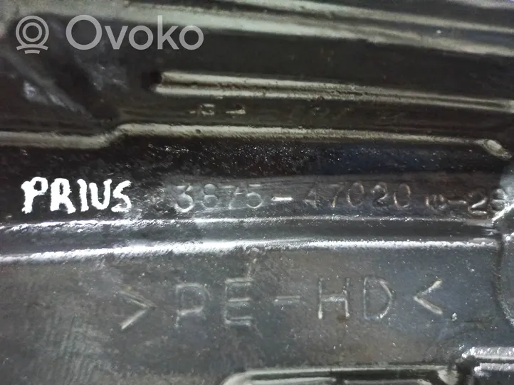 Toyota Prius (XW20) Revestimientos de la aleta antisalpicaduras delanteros 5387547020