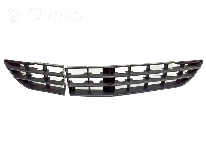 Mercedes-Benz R W251 Front bumper lower grill A2518850553