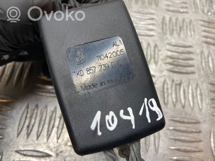 Volkswagen Golf V Klamra środkowego pasa bezpieczeństwa fotela tylnego 1K0857739D