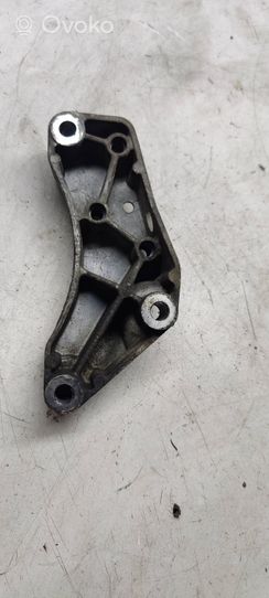 Volkswagen Touran I Gearbox mounting bracket 1K0199117