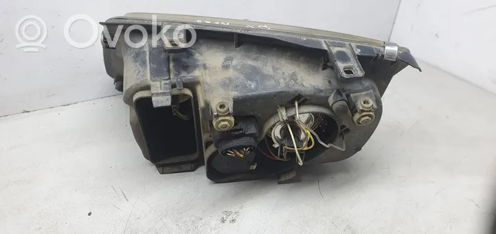 Volkswagen Bora Lampa przednia 96359800R