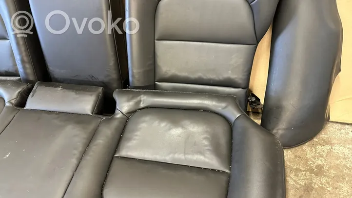Volvo V70 Salona daļu komplekts 
