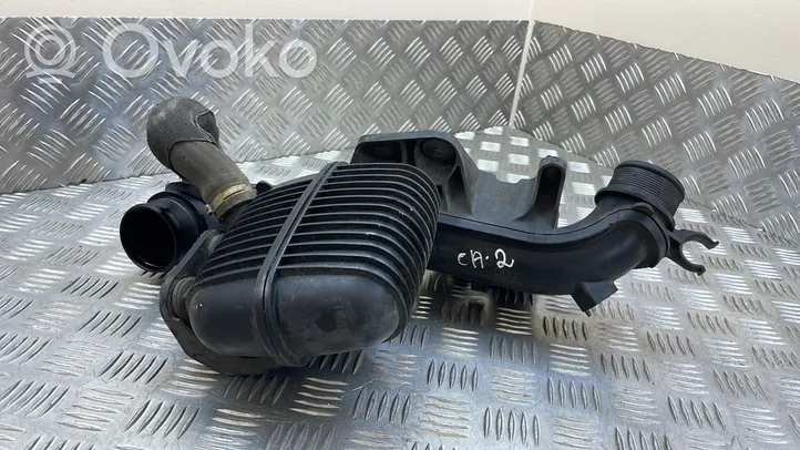 Audi Q5 SQ5 Įsiurbimo rezonatorius 8K0145832B