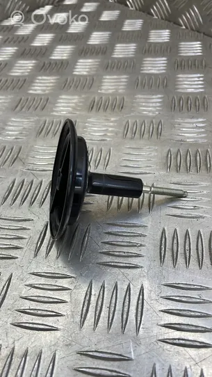 Ford Grand C-MAX Spare wheel bolt 