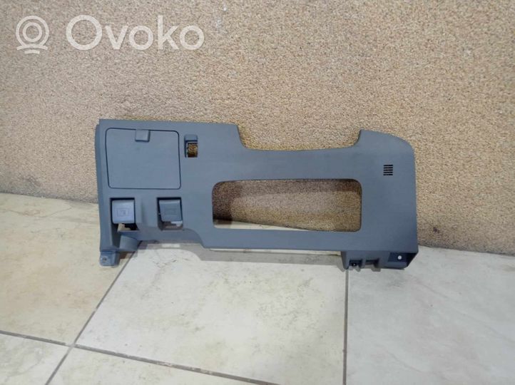 Toyota Sienna XL30 III Rivestimento pannello inferiore del cruscotto 5504608030