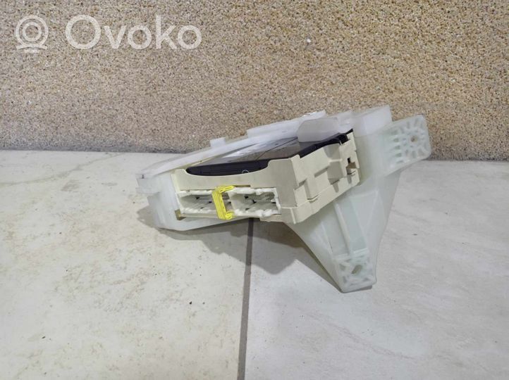 Toyota Sienna XL30 III Module de contrôle carrosserie centrale 8922108070