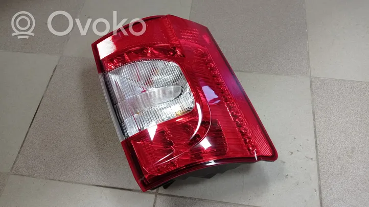 Chrysler Town & Country V Luci posteriori 11643600