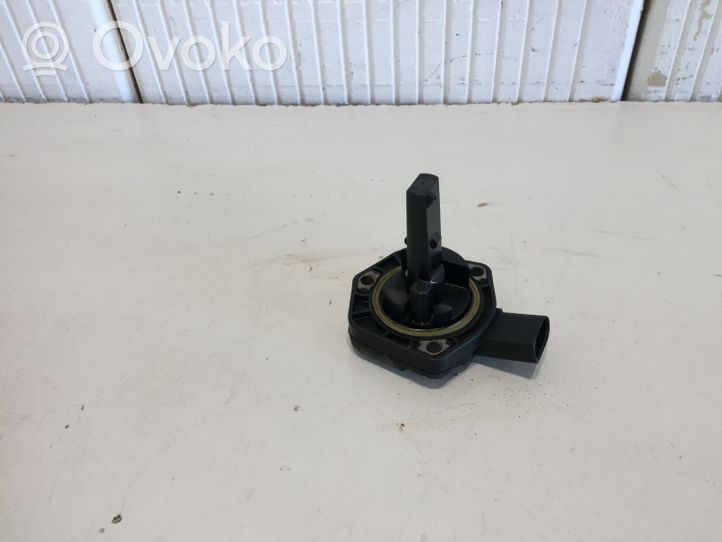 Volkswagen PASSAT B5 Oil level sensor 1J0907660B