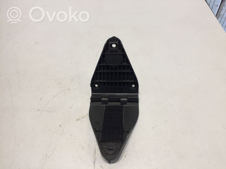 Volkswagen PASSAT B5.5 Staffa supporto del triangolo d’emergenza 3B5860285B