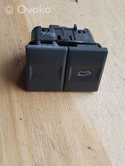 Ford Mondeo Mk III Tailgate opening switch 19B514AC