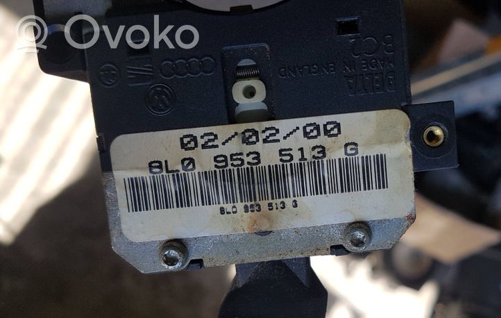 Volkswagen Bora Manetka / Przełącznik kierunkowskazów wycieraczek 8L0953513G