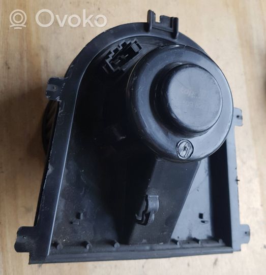 Audi A3 S3 8L Ventola riscaldamento/ventilatore abitacolo 109826