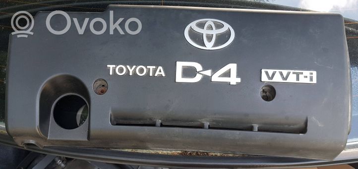 Toyota Avensis T250 Moottorin koppa 