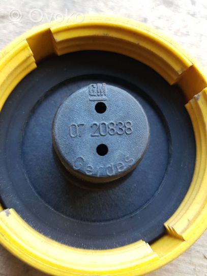 Opel Astra G Vase d'expansion / bouchon de réservoir de liquide de refroidissement 0720838