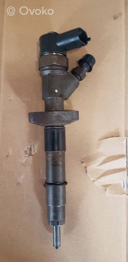 Renault Trafic II (X83) Injecteur de carburant 0445110087