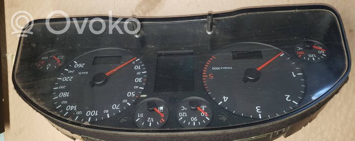 Audi A6 S6 C5 4B Speedometer (instrument cluster) 4B0920931S