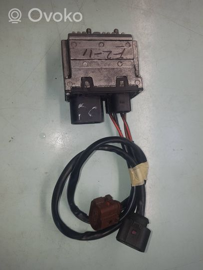 Audi A6 Allroad C5 Coolant fan relay 8D0959501B