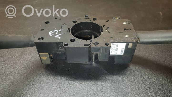 Audi A6 S6 C4 4A Pyyhkimen/suuntavilkun vipukytkin 8L0953513