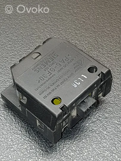 Ford Galaxy Boîtier module alarme 7M0959121