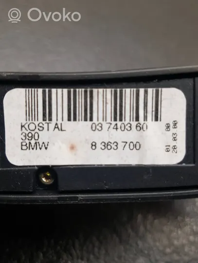 BMW 5 E39 Pulsanti/interruttori sul volante 8363700