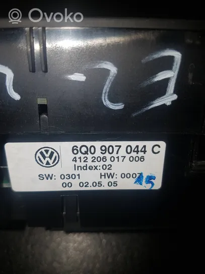 Volkswagen Polo Unidad de control climatización 6Q0907044C