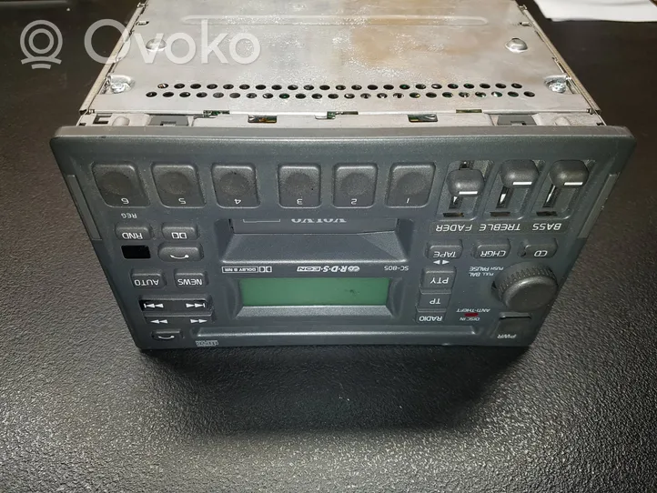 Volvo S70  V70  V70 XC Radio/CD/DVD/GPS head unit 35337751