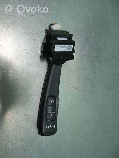 Volvo V40 Cross country Wiper turn signal indicator stalk/switch 12N0V260892AACH