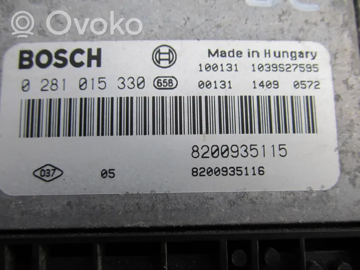 Renault Trafic II (X83) Sterownik / Moduł ECU 8200935116