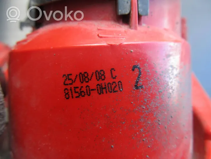 Toyota Aygo AB10 Aizmugurējais lukturis virsbūvē 815600H020