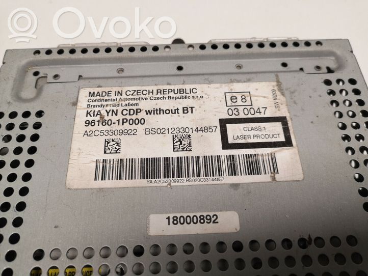 961601p000 KIA Venga Unité principale radio / CD / DVD / GPS, 53.98