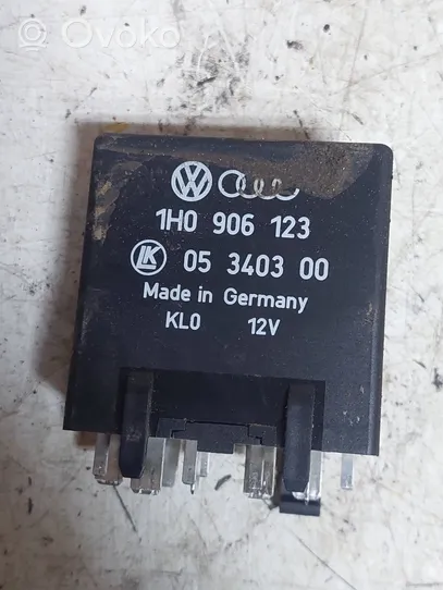 Volkswagen Golf III Other control units/modules 1H0906123