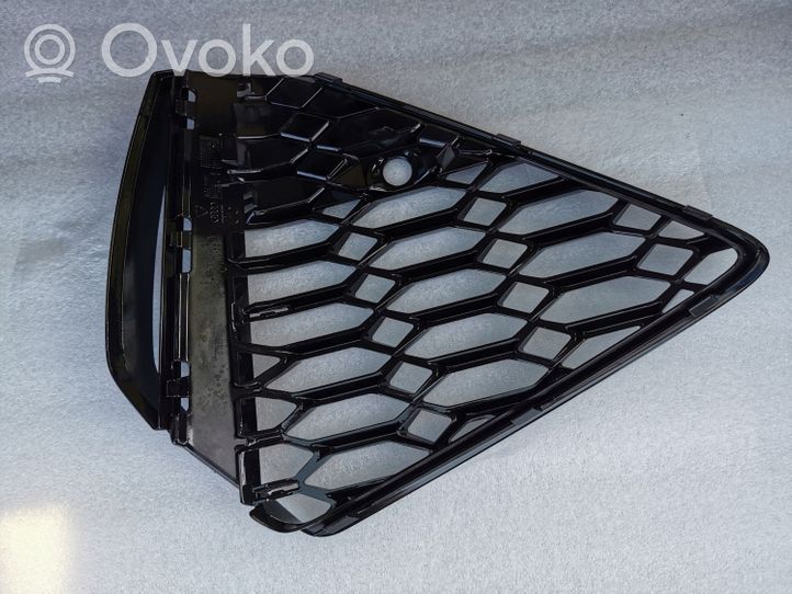 Audi RS6 C8 Grille inférieure de pare-chocs avant 4K8807682D