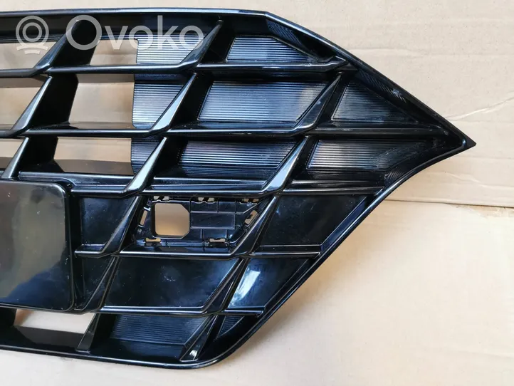 Hyundai i20 (BC3 BI3) Grille calandre supérieure de pare-chocs avant 86351Q0100EB