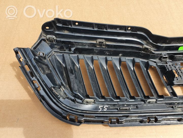 Skoda Scala Griglia superiore del radiatore paraurti anteriore 657853653