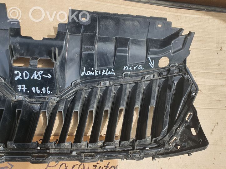 Skoda Fabia Mk3 (NJ) Maskownica / Grill / Atrapa górna chłodnicy 6V0853653C