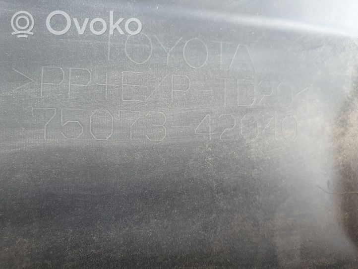 Toyota RAV 4 (XA50) Rivestimento della portiera anteriore (modanatura) 7507342040