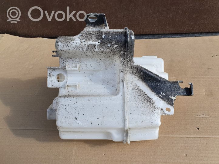 Toyota RAV 4 (XA50) Réservoir de liquide lave-glace 060851663